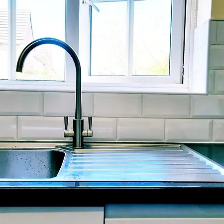 Apartamento Bakers Ground Two Bedroom House *